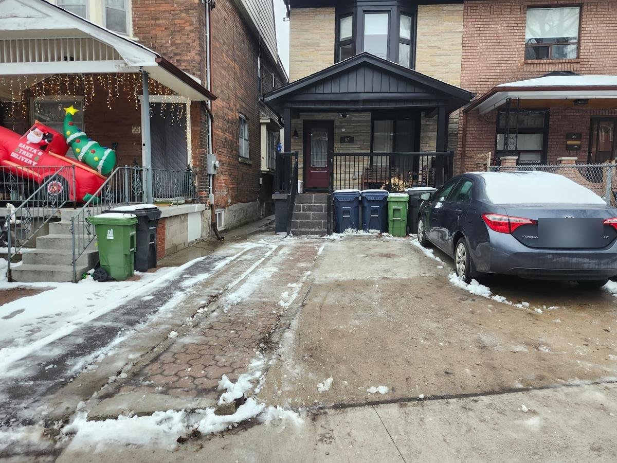 Residential driveway cleared